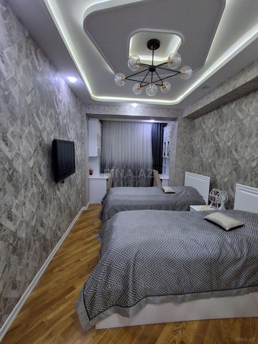 3 otaqlı Yeni tikili, Xırdalan