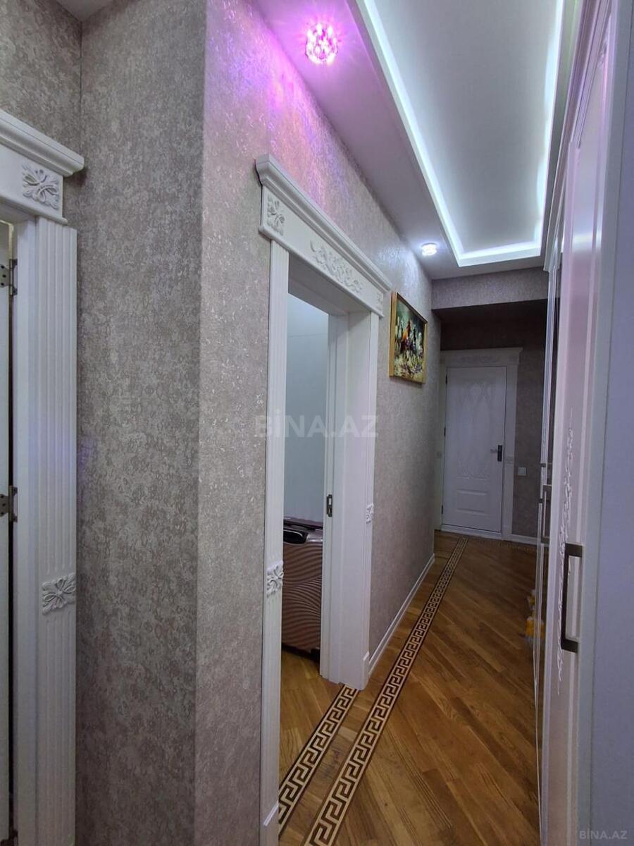 3 otaqlı Yeni tikili, Xırdalan