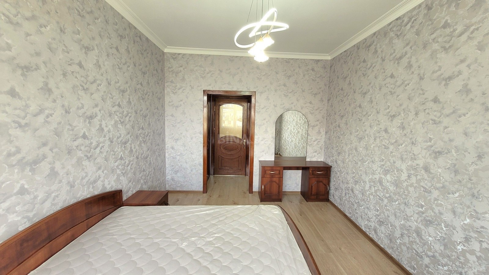 2 otaqlı Köhnə tikili, Gənclik m., Bakı