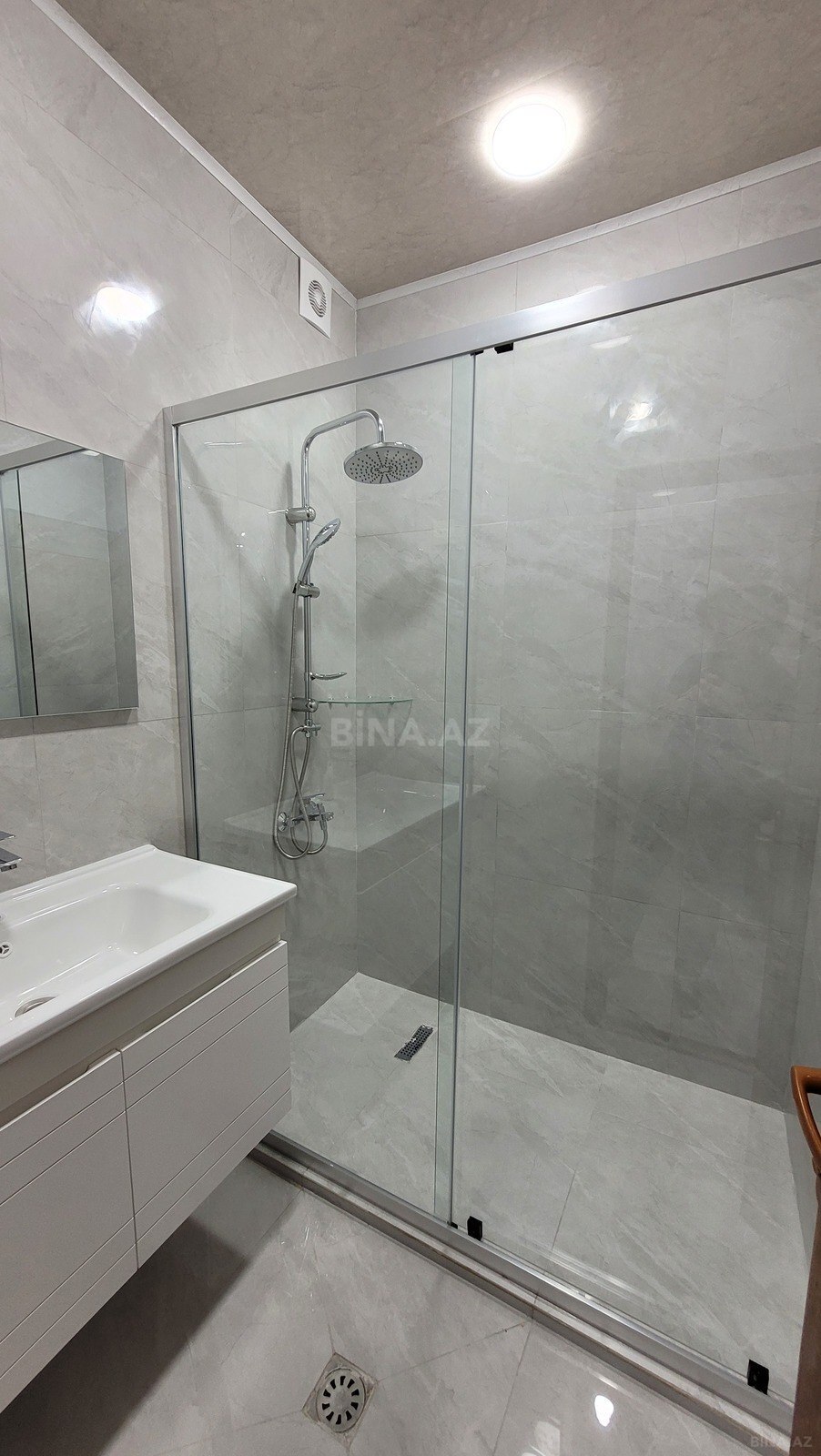 2 otaqlı Köhnə tikili, Gənclik m., Bakı