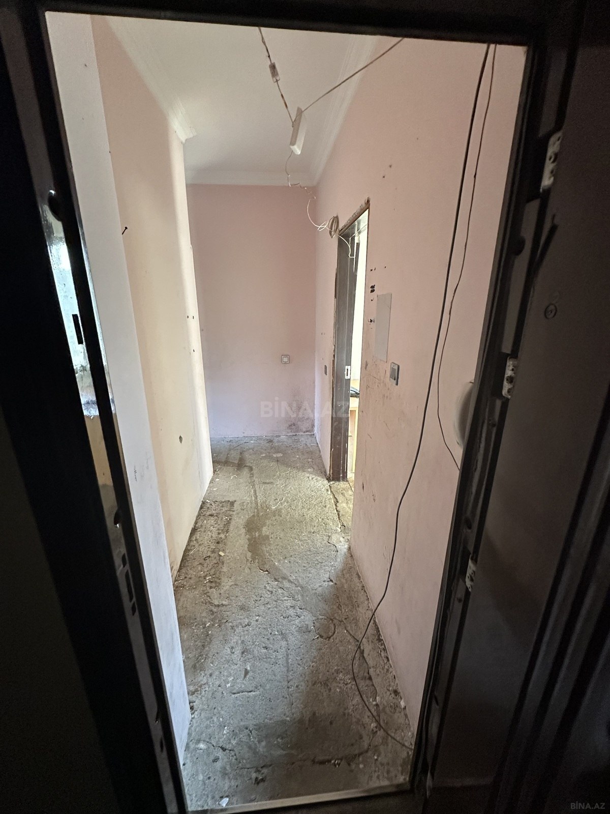 1 otaqlı Köhnə tikili, İnşaatçılar m., Bakı