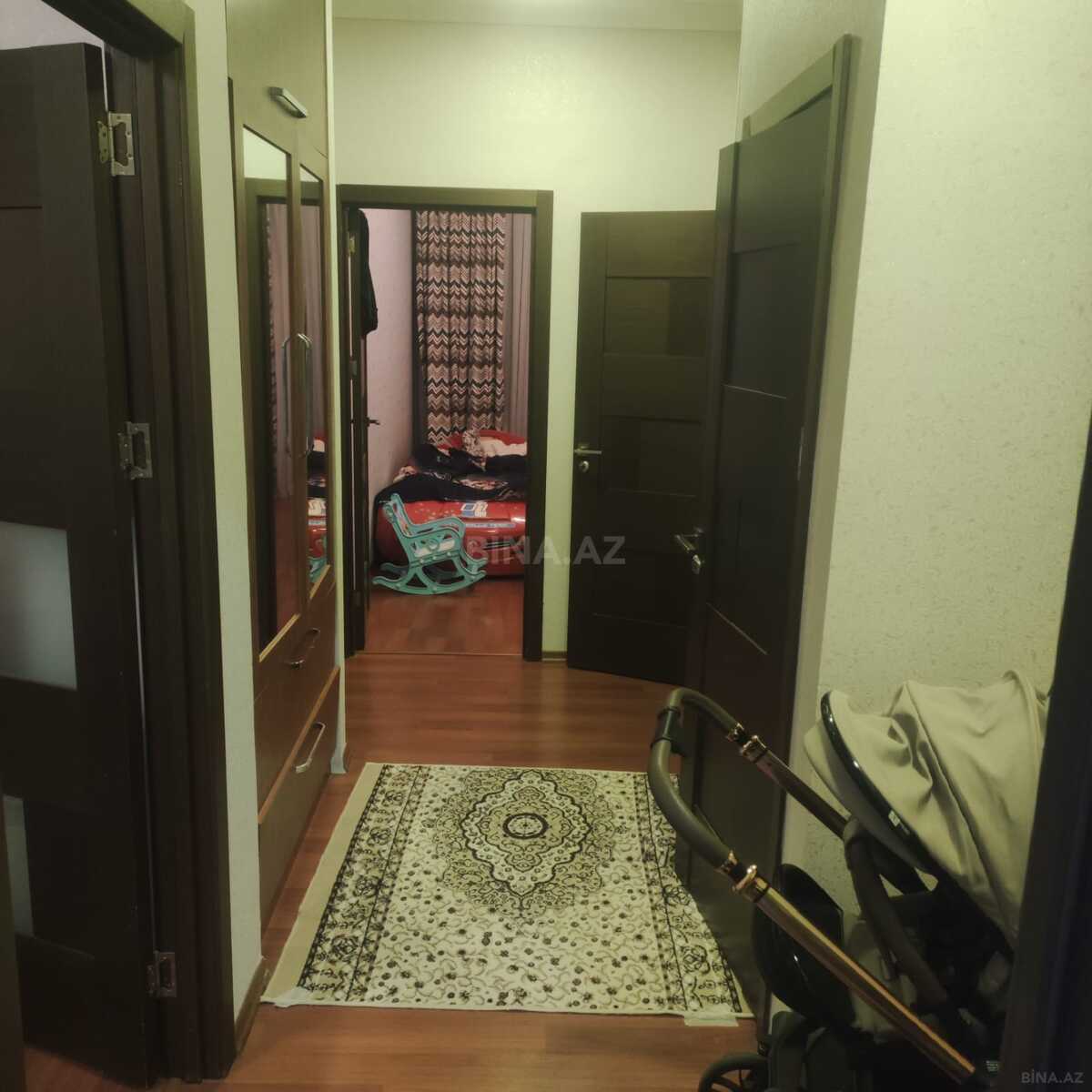 3 otaqlı Yeni tikili, Xırdalan