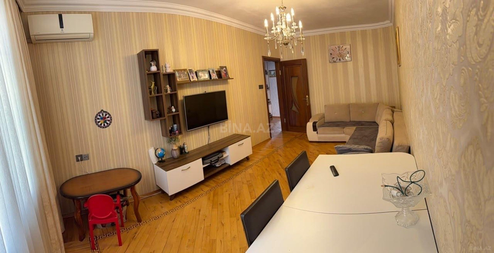3 otaqlı Köhnə tikili, Həzi Aslanov m., Bakı