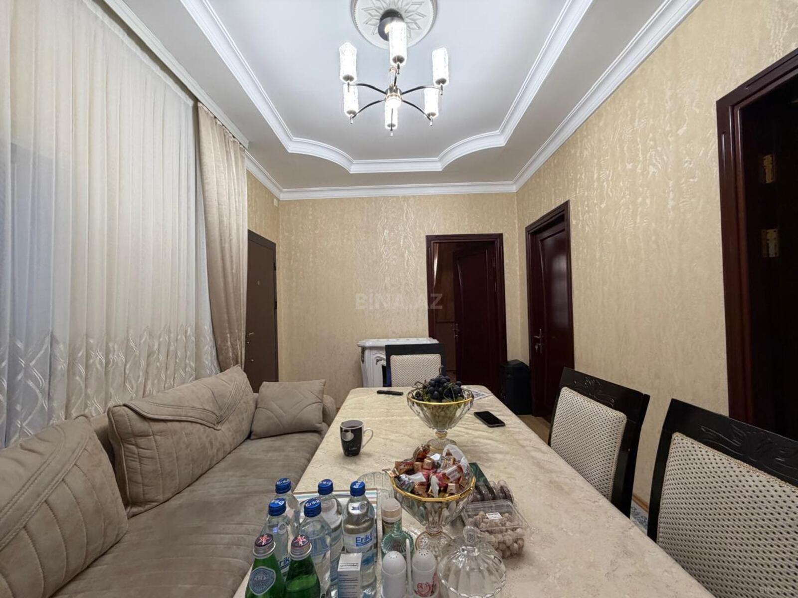 4 otaqlı Həyət evi/Bağ evi, Xırdalan