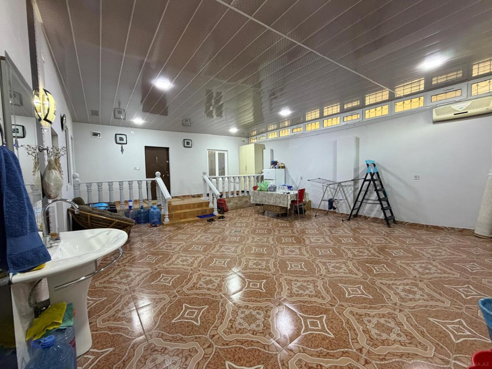 4 otaqlı Həyət evi/Bağ evi, Xırdalan