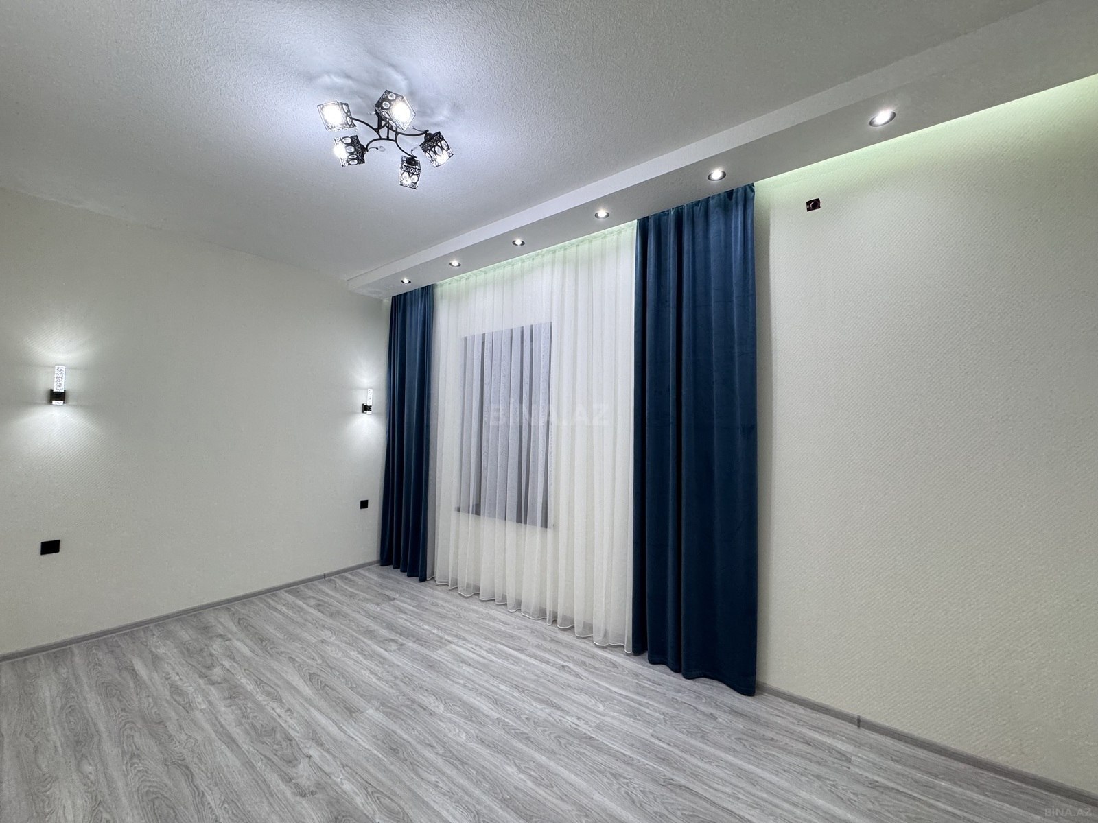 4 otaqlı Həyət evi/Bağ evi, Şüvəlan q., Bakı