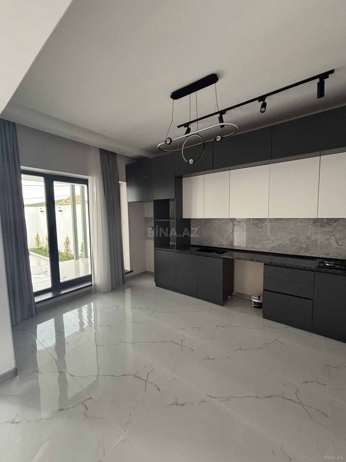 4 otaqlı Həyət evi/Bağ evi, Mərdəkan q., Bakı