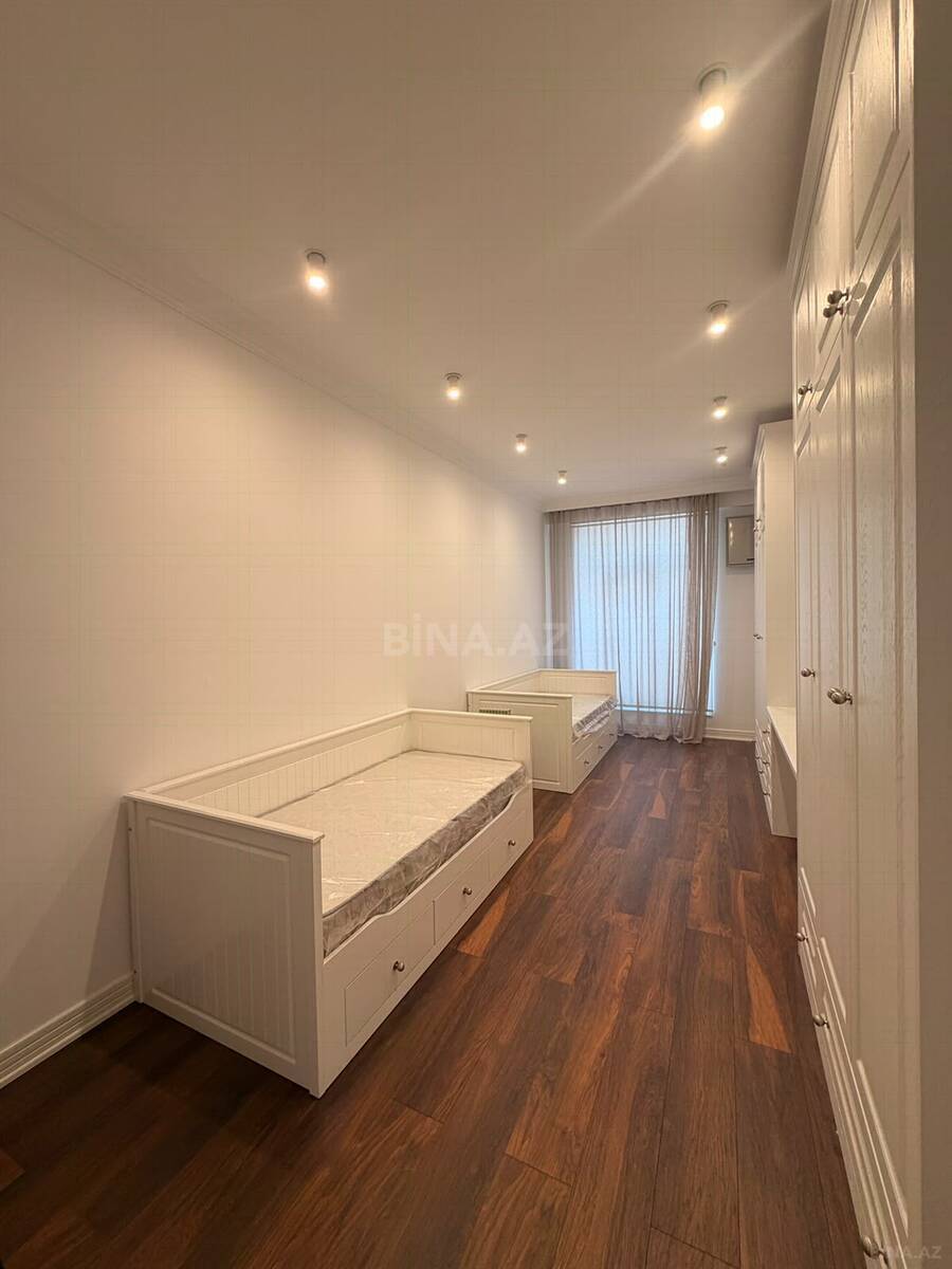 3 otaqlı Yeni tikili, Şah İsmayıl Xətai m., Bakı