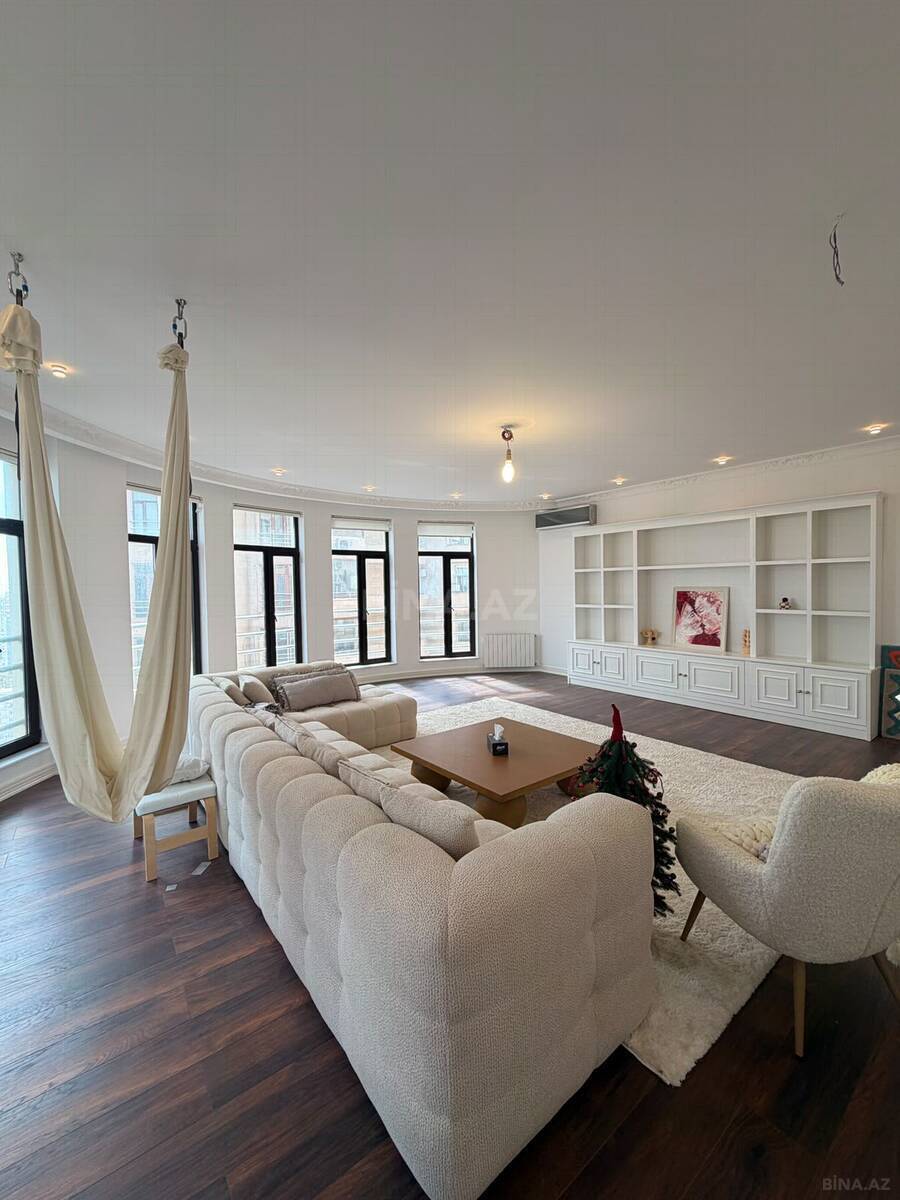 3 otaqlı Yeni tikili, Şah İsmayıl Xətai m., Bakı