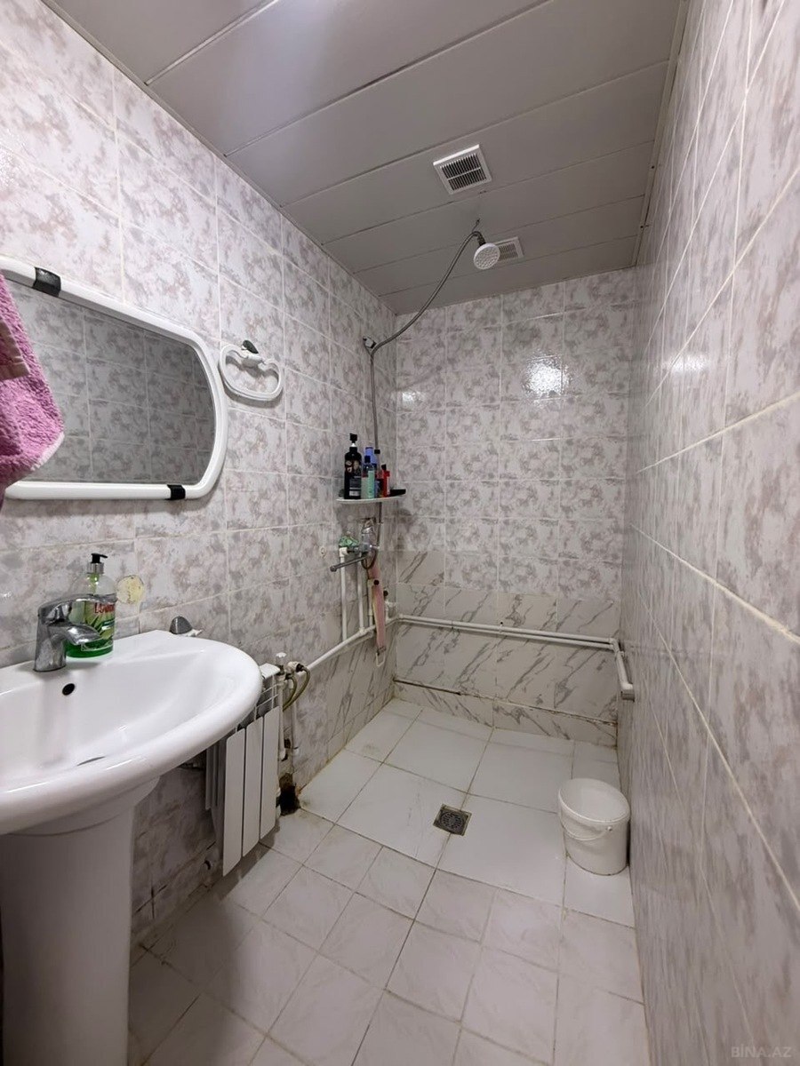 3 otaqlı Köhnə tikili, Əhmədli m., Bakı