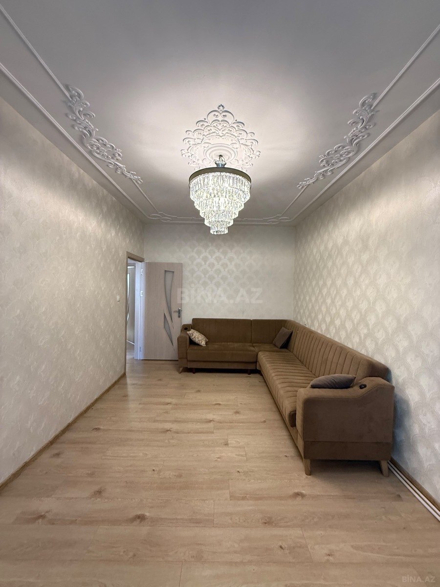 3 otaqlı Köhnə tikili, Əhmədli m., Bakı