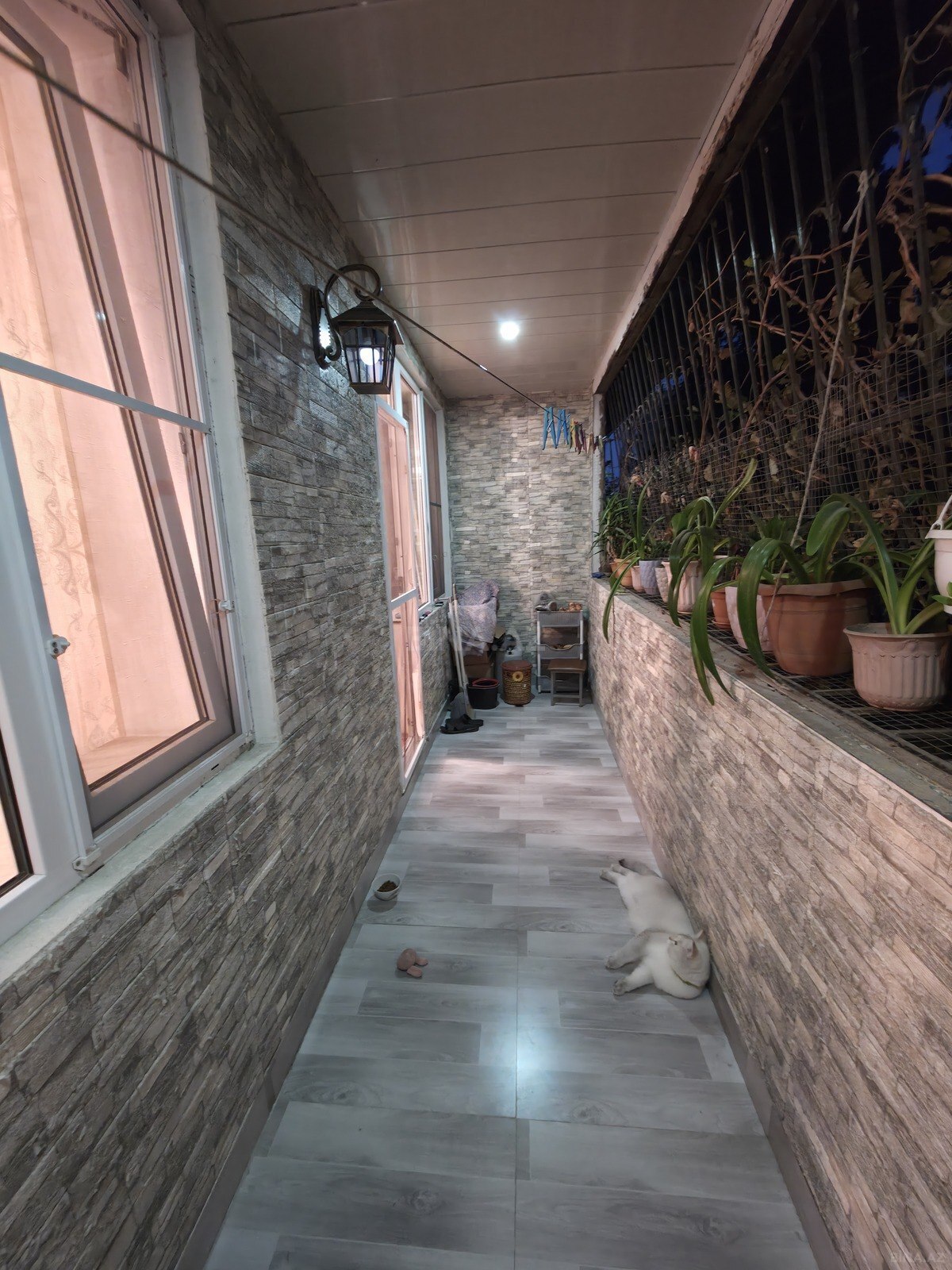 4 otaqlı Köhnə tikili, Qaraçuxur q., Bakı
