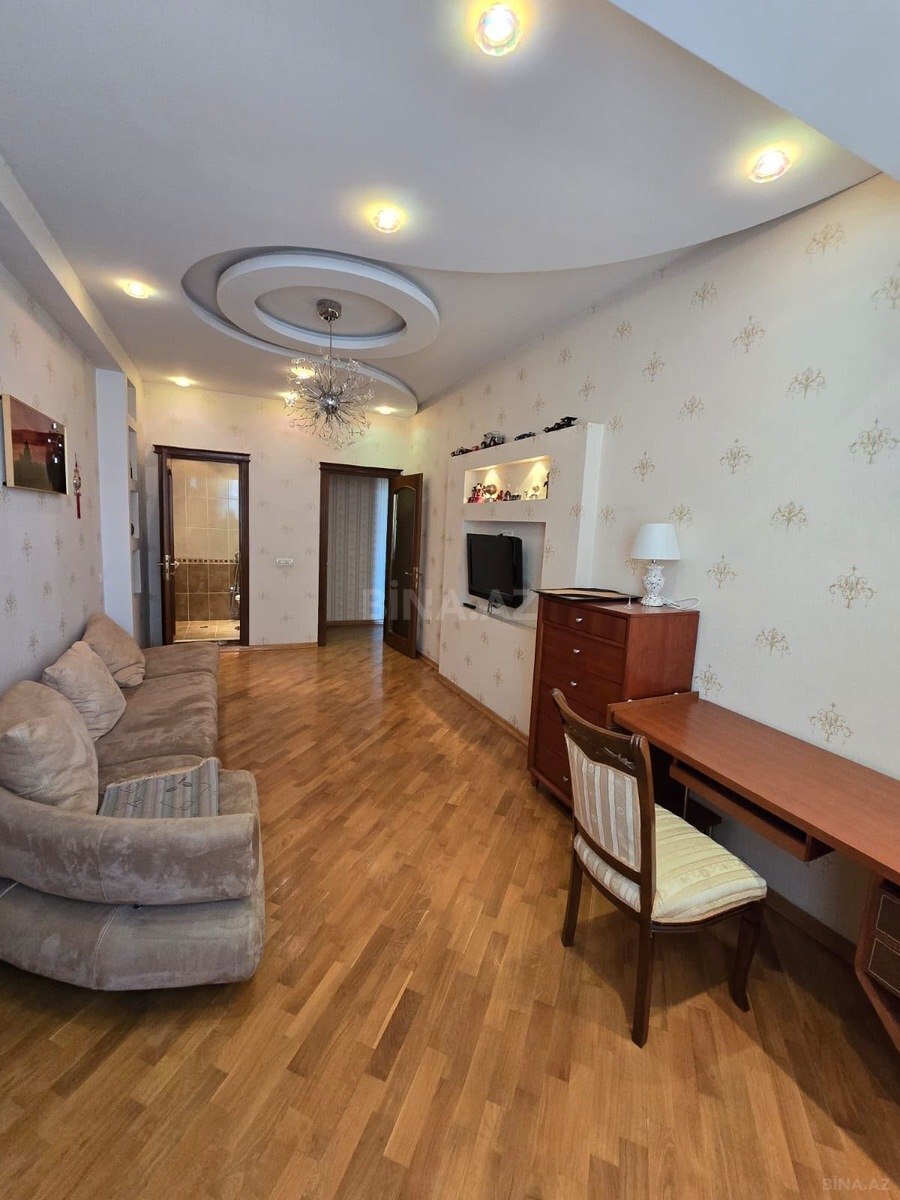 3 otaqlı Yeni tikili, 28 May m., Bakı