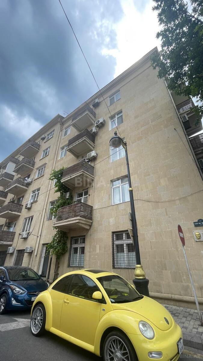 3 otaqlı Köhnə tikili, İçəri Şəhər m., Bakı