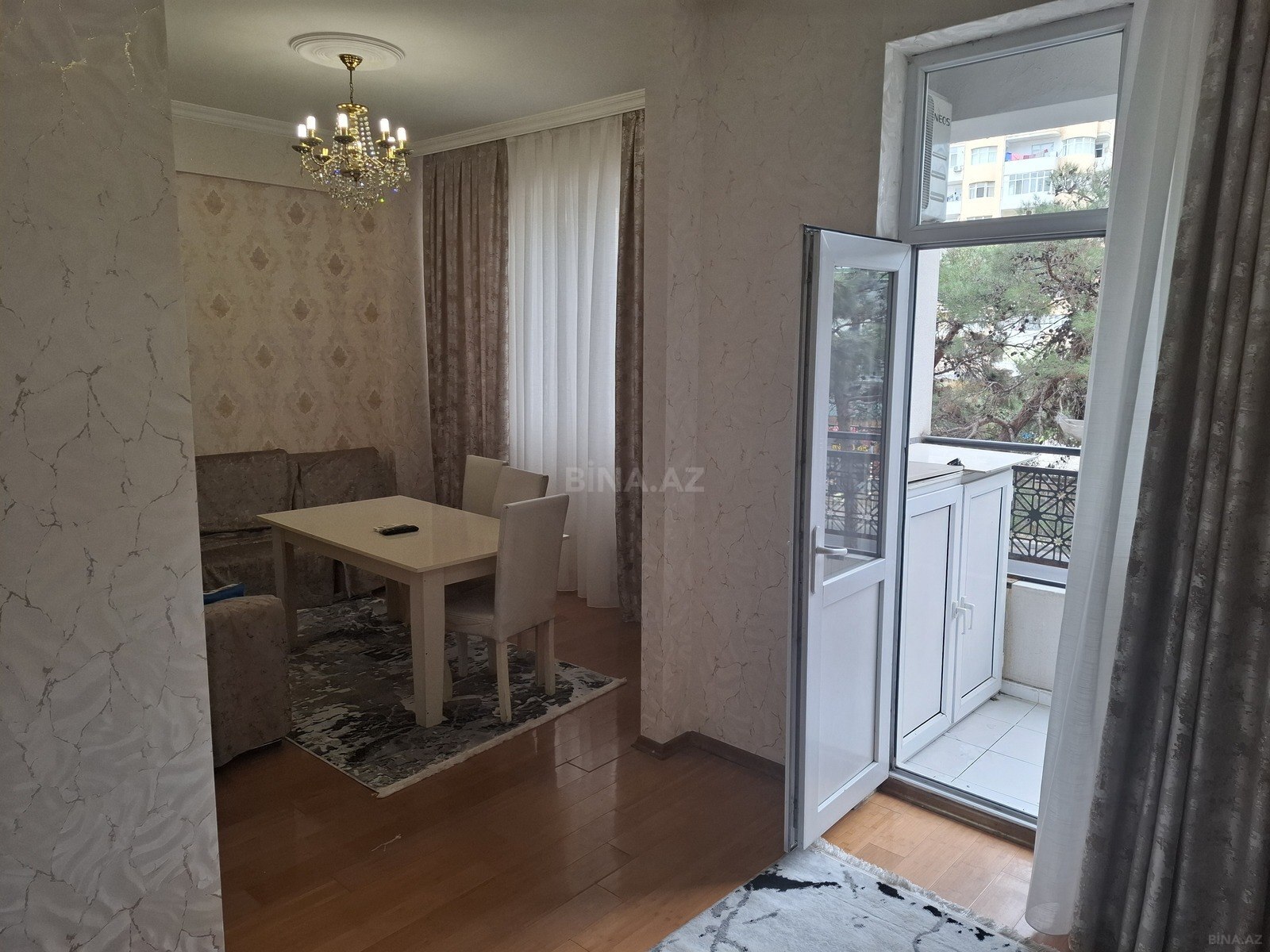2 otaqlı Yeni tikili, Xırdalan