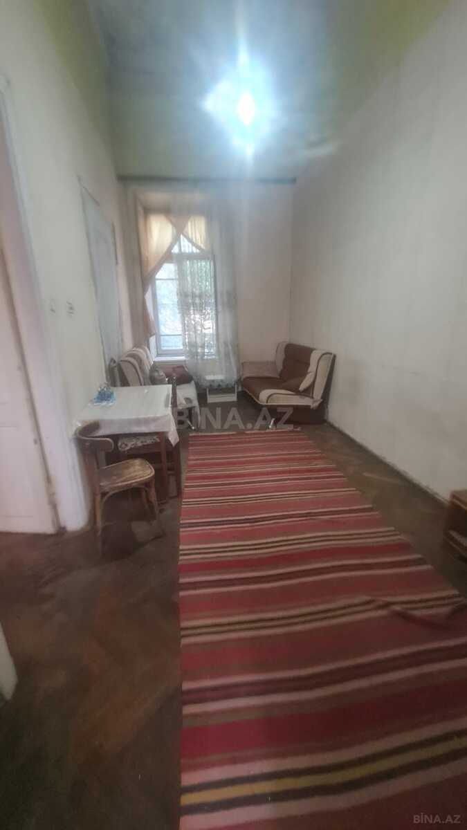 2 otaqlı Köhnə tikili, 28 May m., Bakı