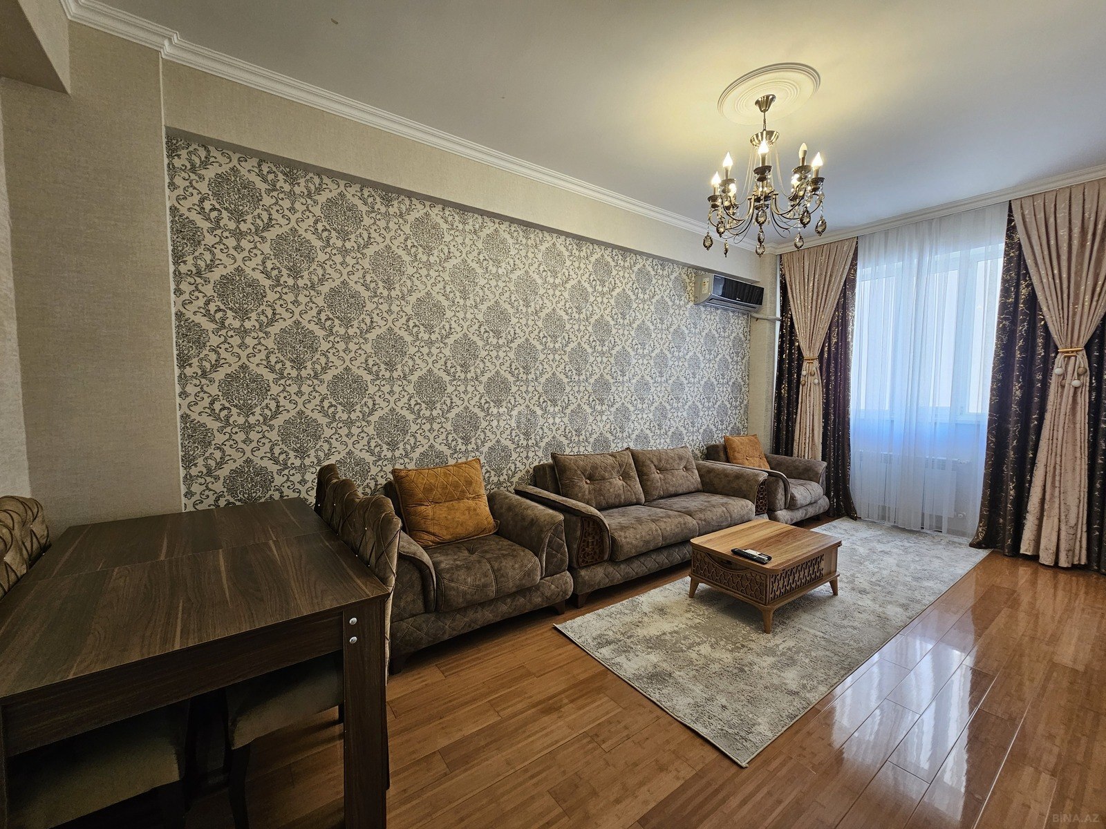 2 otaqlı Yeni tikili, Xırdalan
