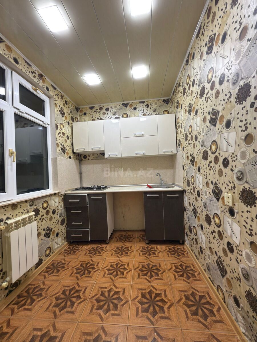 2 otaqlı Köhnə tikili, Memar Əcəmi m., Bakı