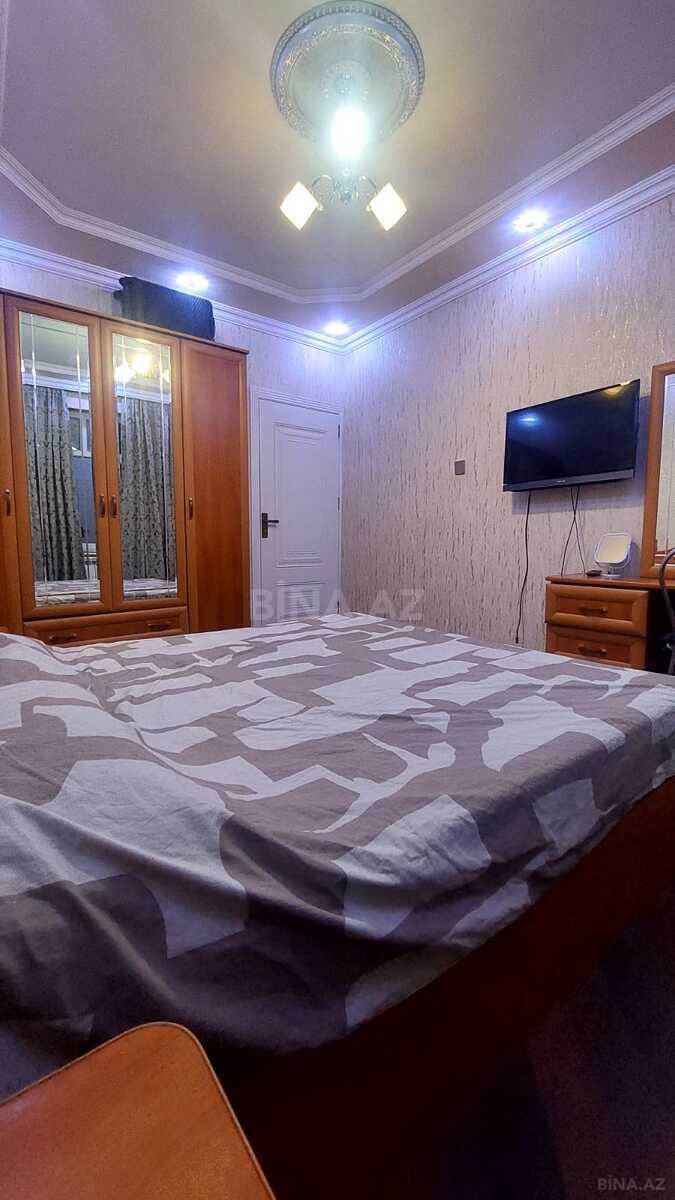 3 otaqlı Köhnə tikili, Əhmədli m., Bakı