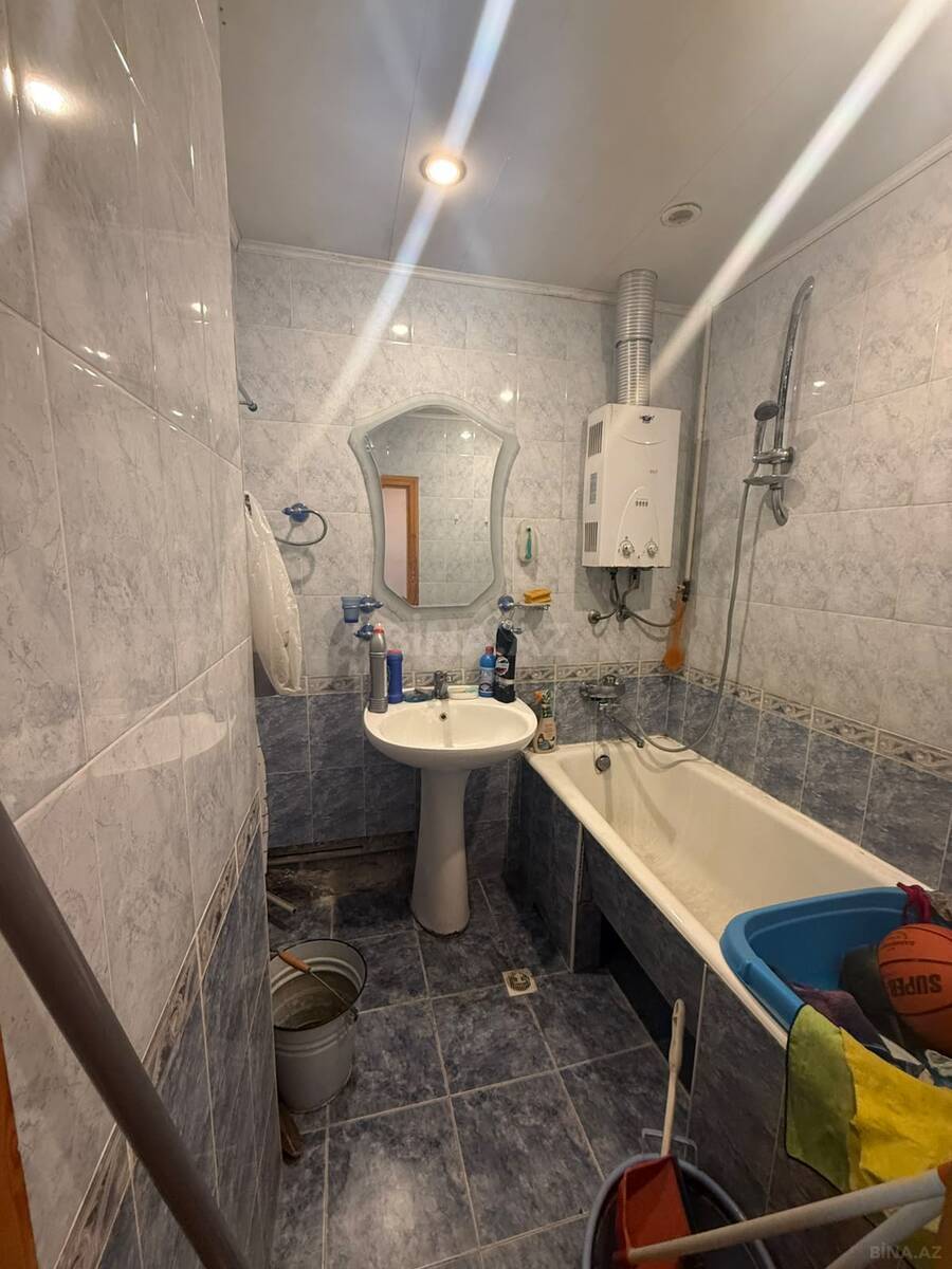 4 otaqlı Köhnə tikili, Əhmədli m., Bakı