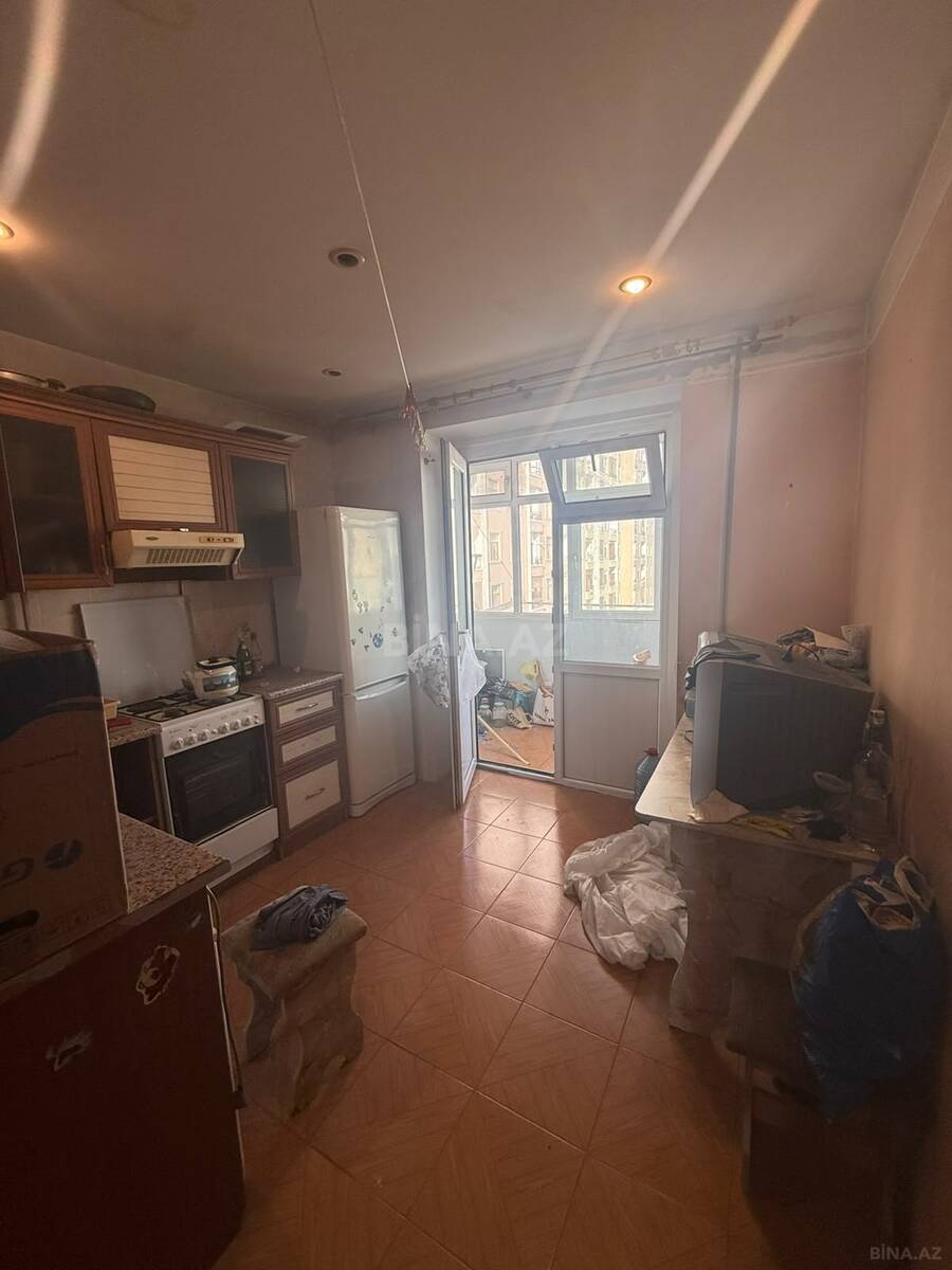 4 otaqlı Köhnə tikili, Əhmədli m., Bakı