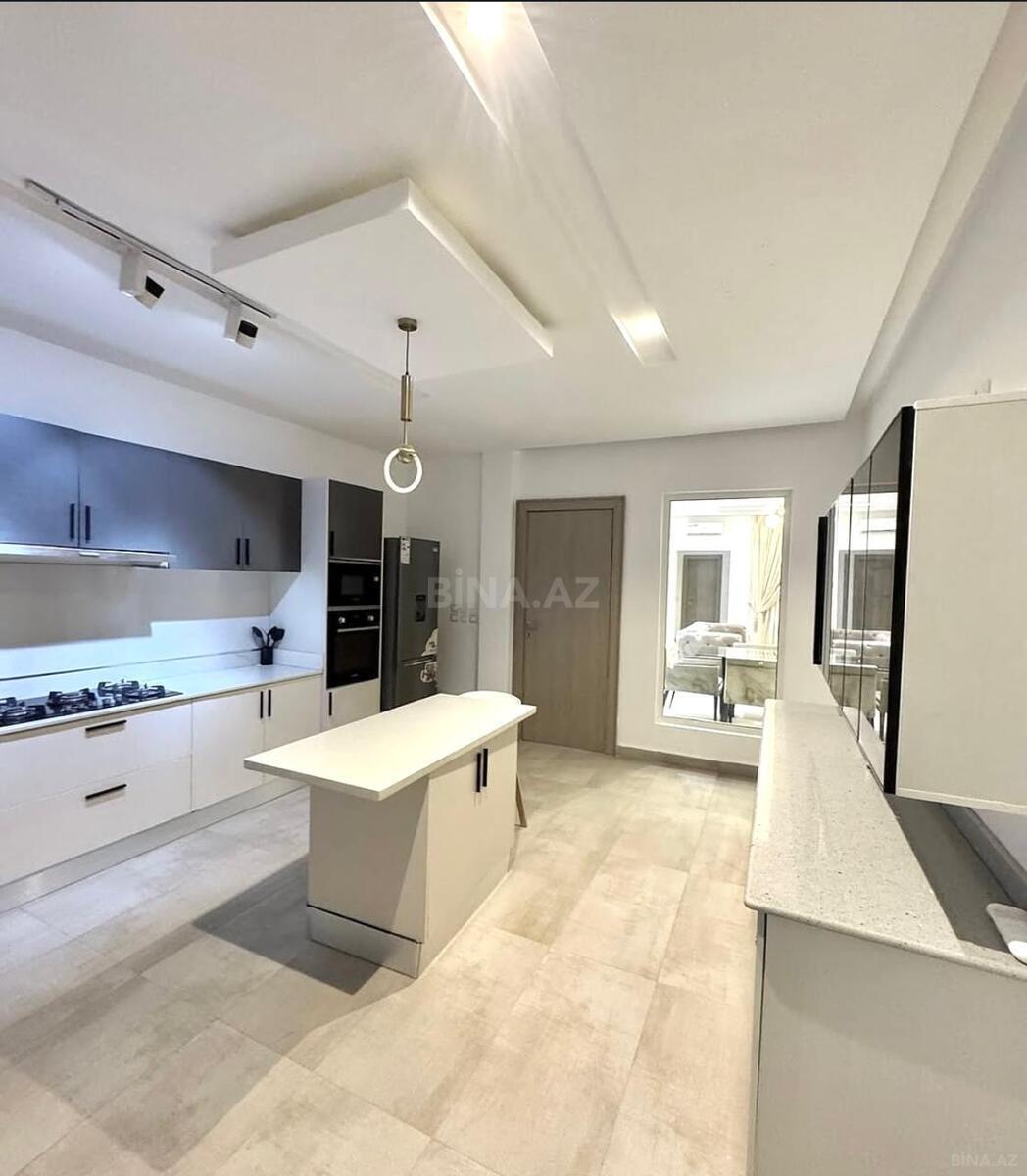 3 otaqlı Yeni tikili, Şah İsmayıl Xətai m., Bakı