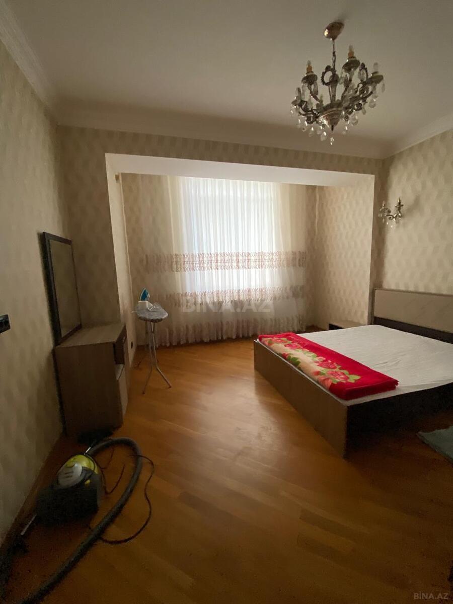 3 otaqlı Yeni tikili, Nizami m., Bakı