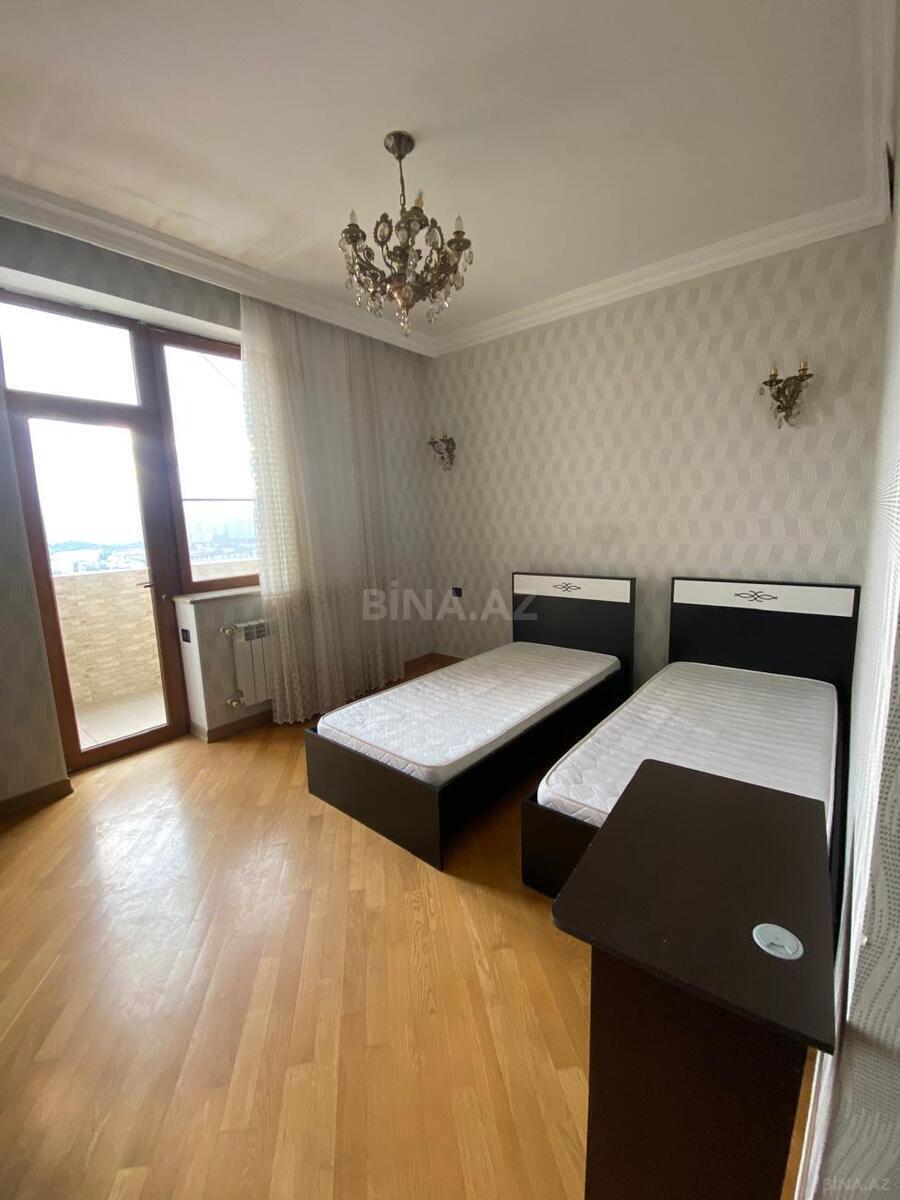 3 otaqlı Yeni tikili, Nizami m., Bakı