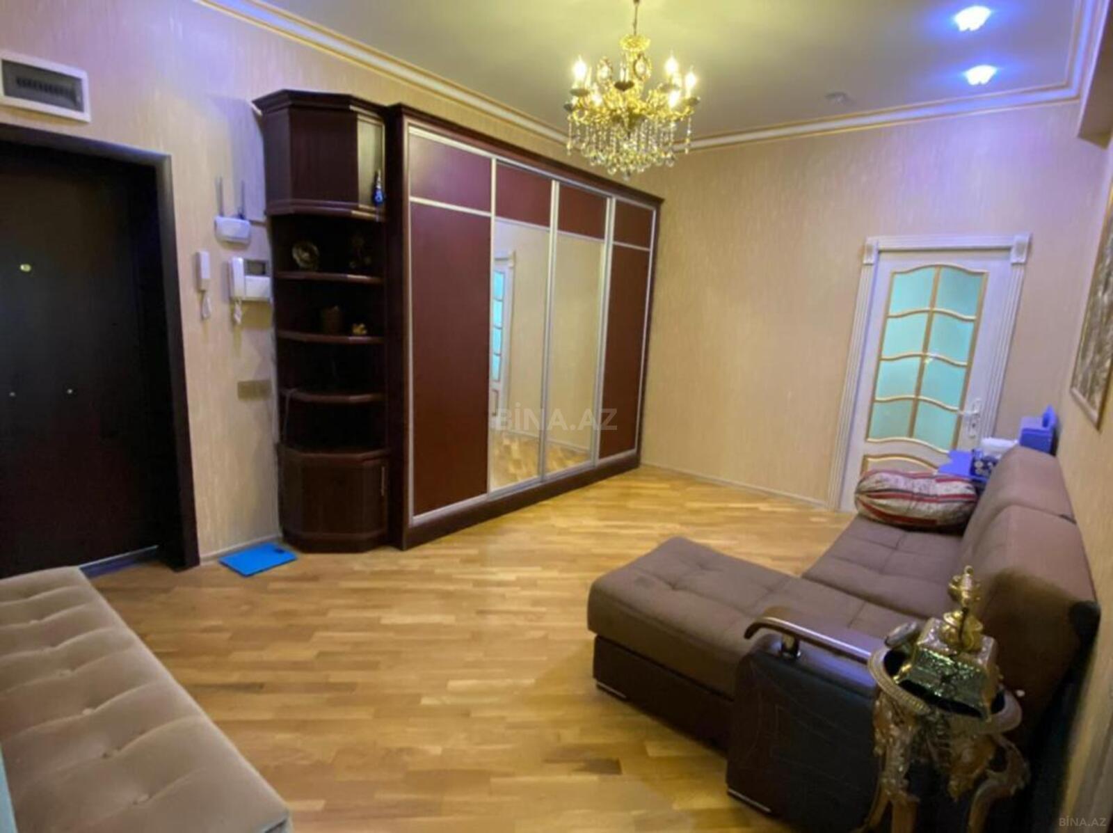 3 otaqlı Yeni tikili, 8 Noyabr m., Bakı