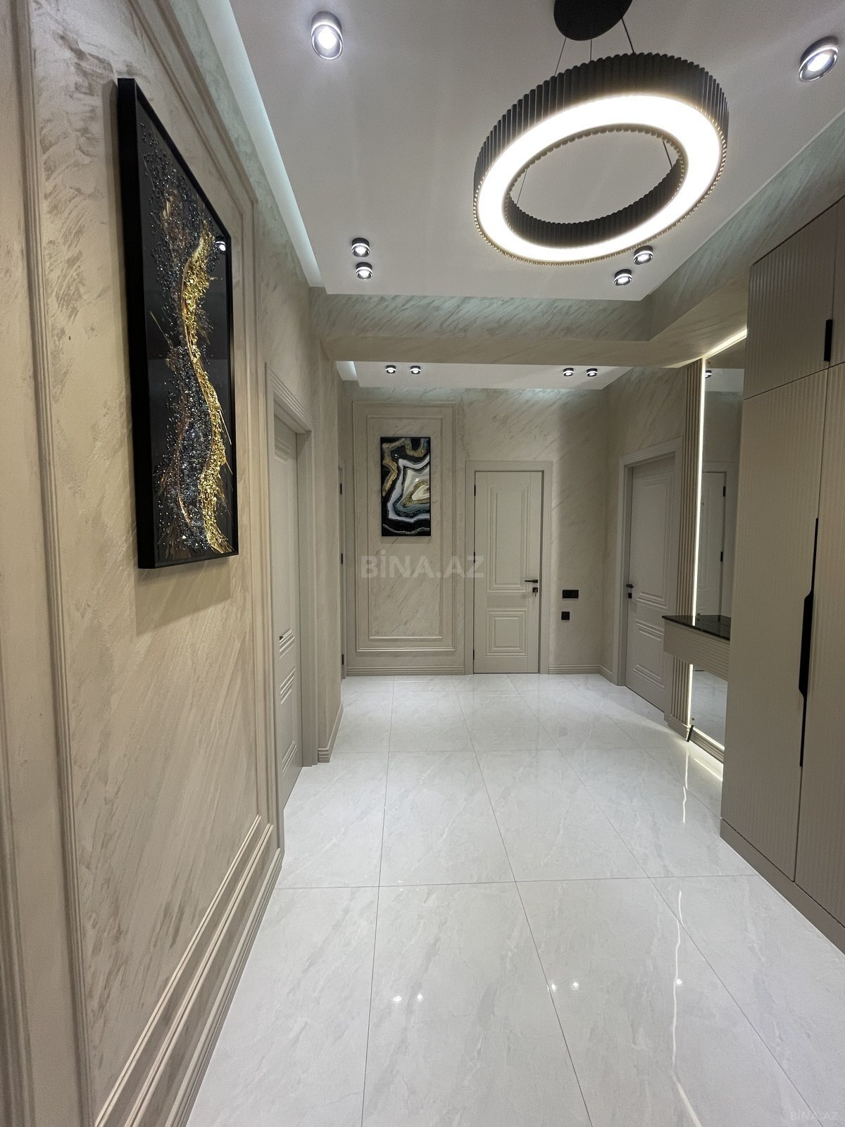 3 otaqlı, 130.0 m², 28 May