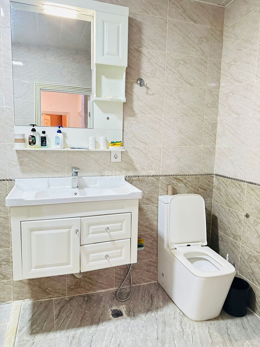 2 otaqlı Yeni tikili, Neftçilər m., Bakı