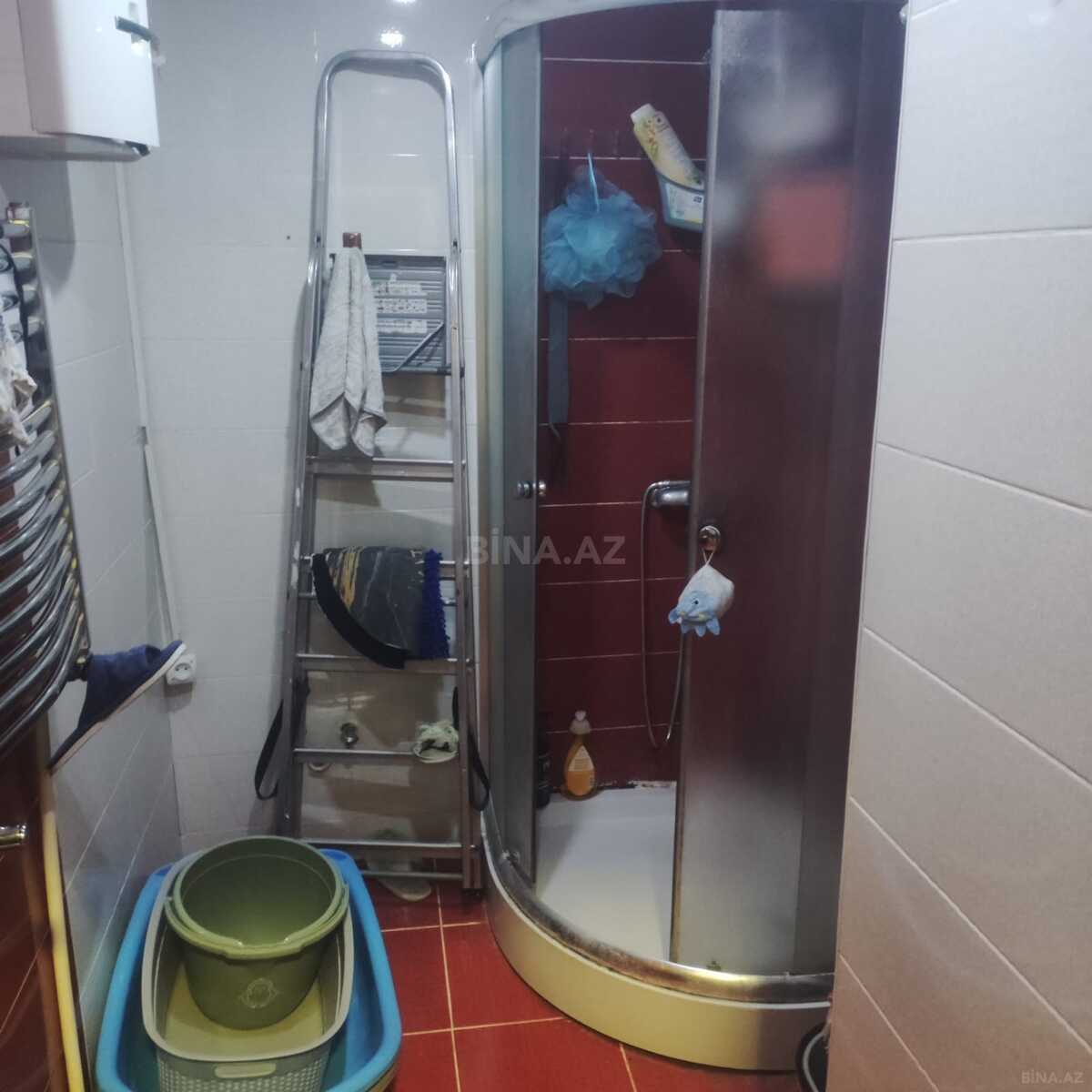 3 otaqlı Yeni tikili, Xırdalan