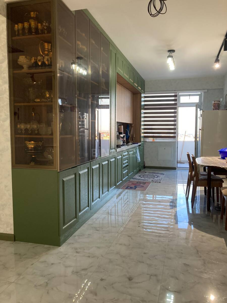 3 otaqlı, 132.0 m², Memar Əcəmi