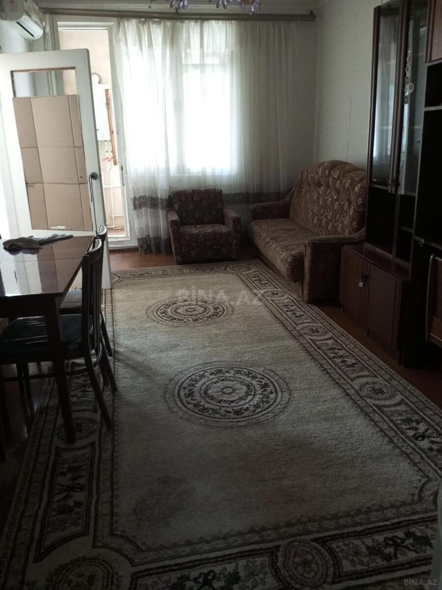 2 otaqlı Köhnə tikili, Memar Əcəmi m., Bakı