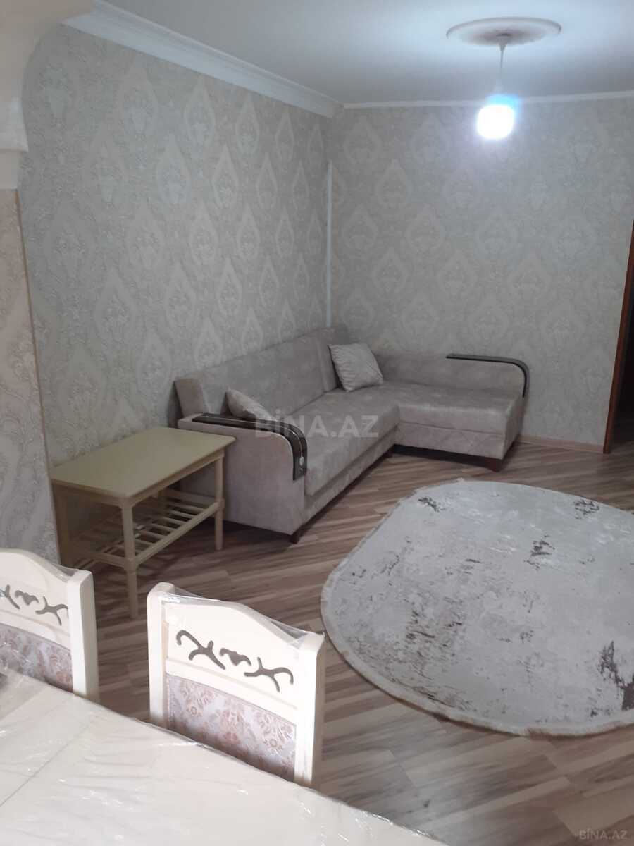 2 otaqlı Köhnə tikili, Neftçilər m., Bakı