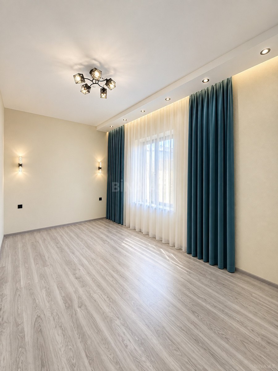 4 otaqlı Həyət evi/Bağ evi, Şüvəlan q., Bakı