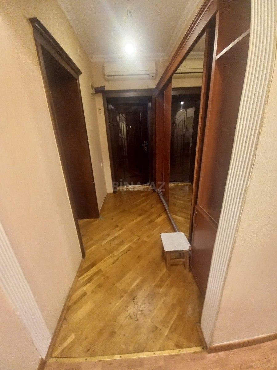 3 otaqlı Köhnə tikili, Əhmədli m., Bakı