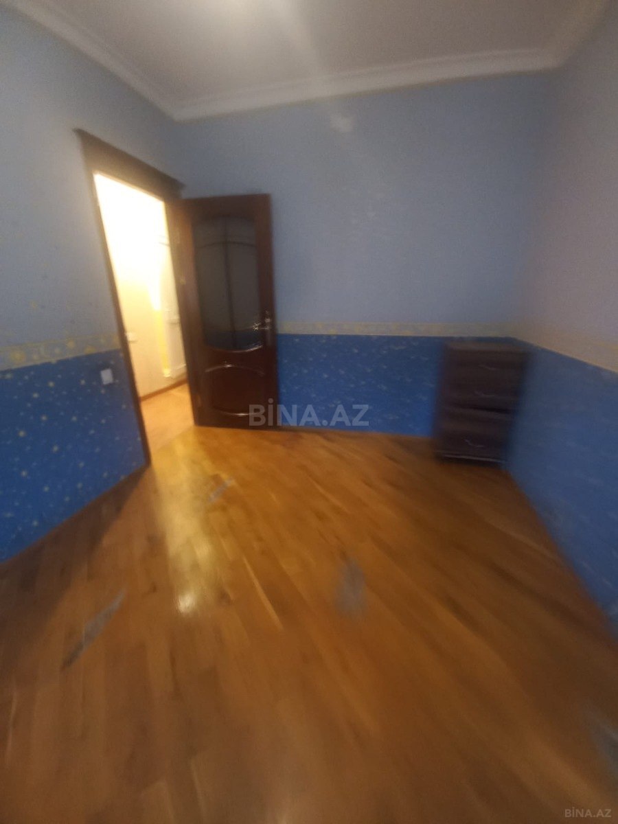 3 otaqlı Köhnə tikili, Əhmədli m., Bakı