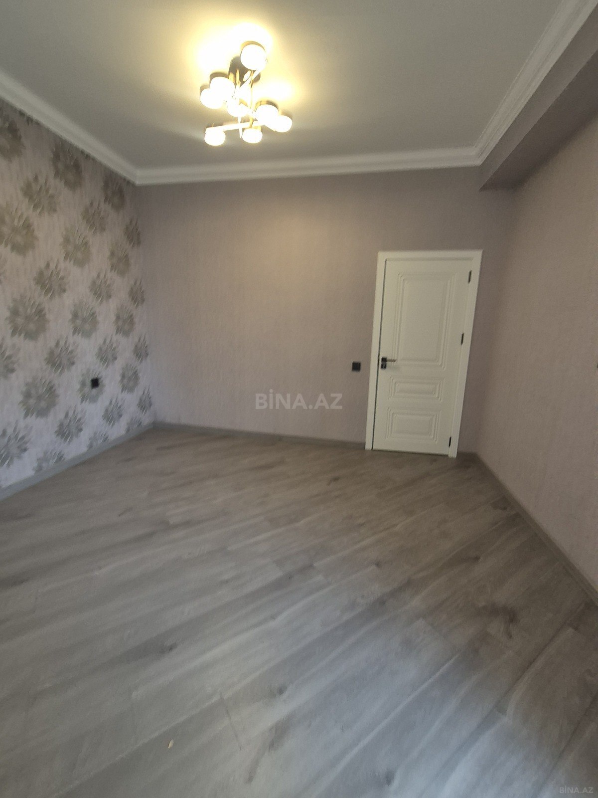 3 otaqlı Yeni tikili, Memar Əcəmi m., Bakı