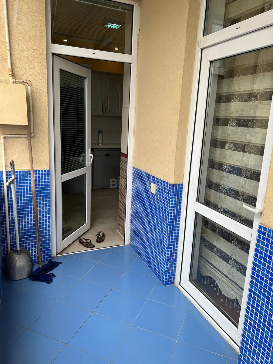 3 otaqlı Yeni tikili, Nizami m., Bakı