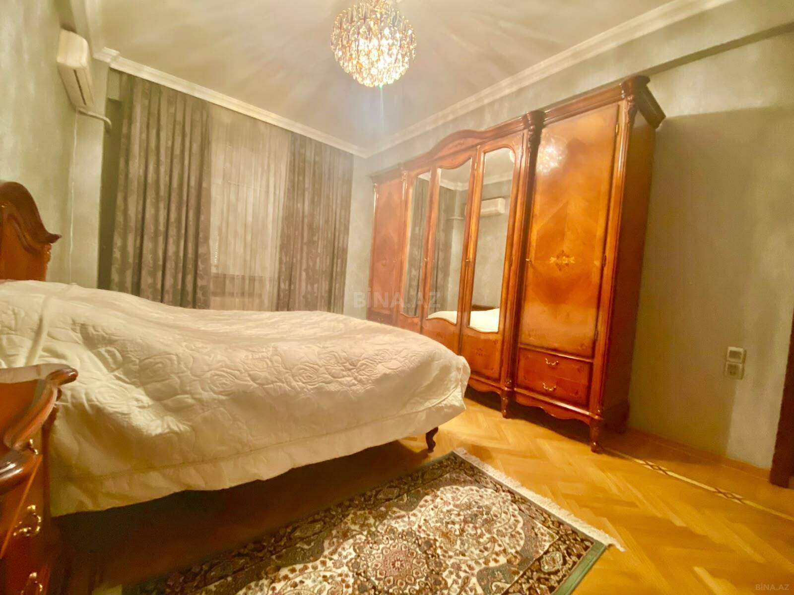 3 otaqlı Yeni tikili, İnşaatçılar m., Bakı