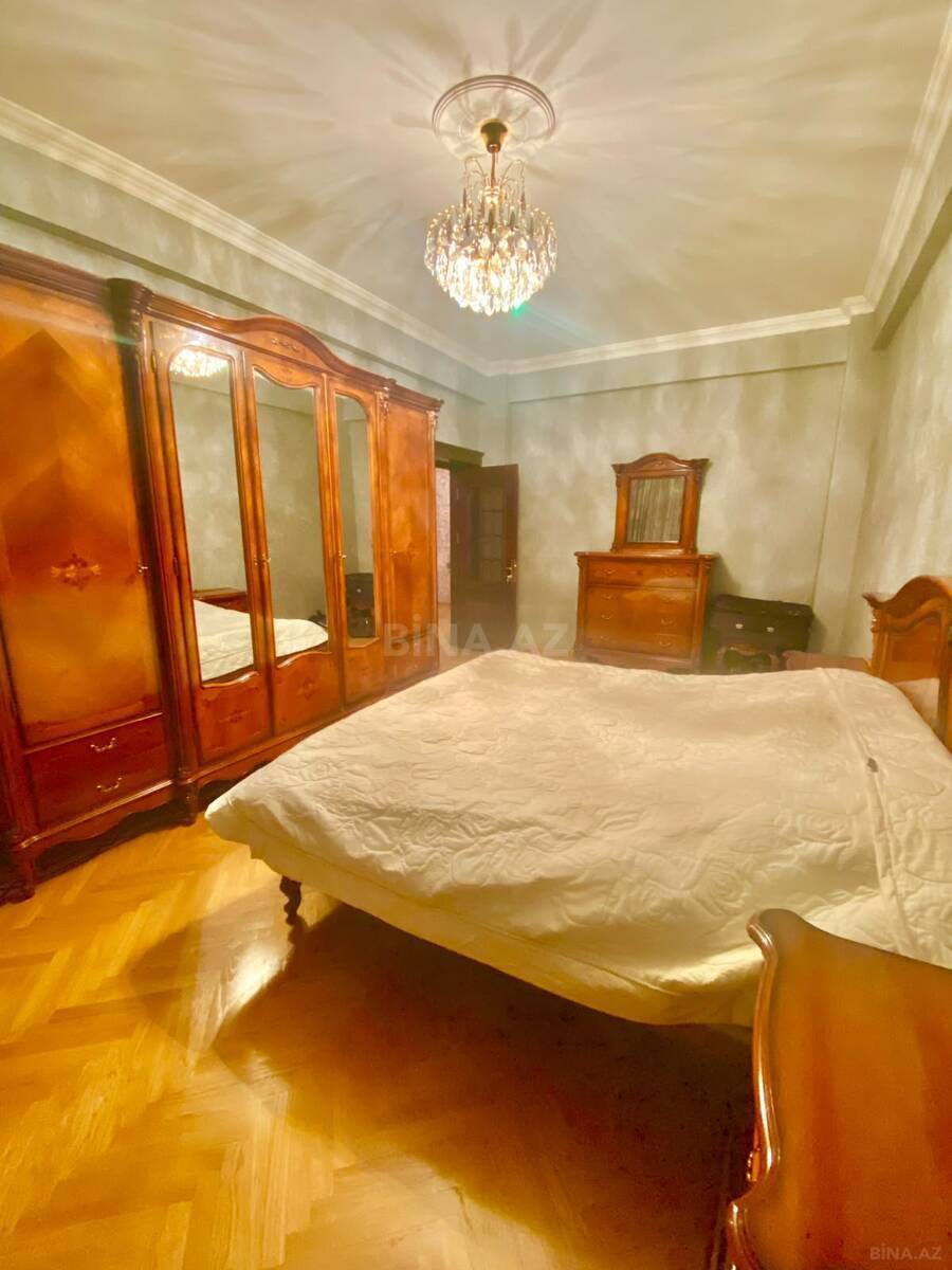 3 otaqlı Yeni tikili, İnşaatçılar m., Bakı