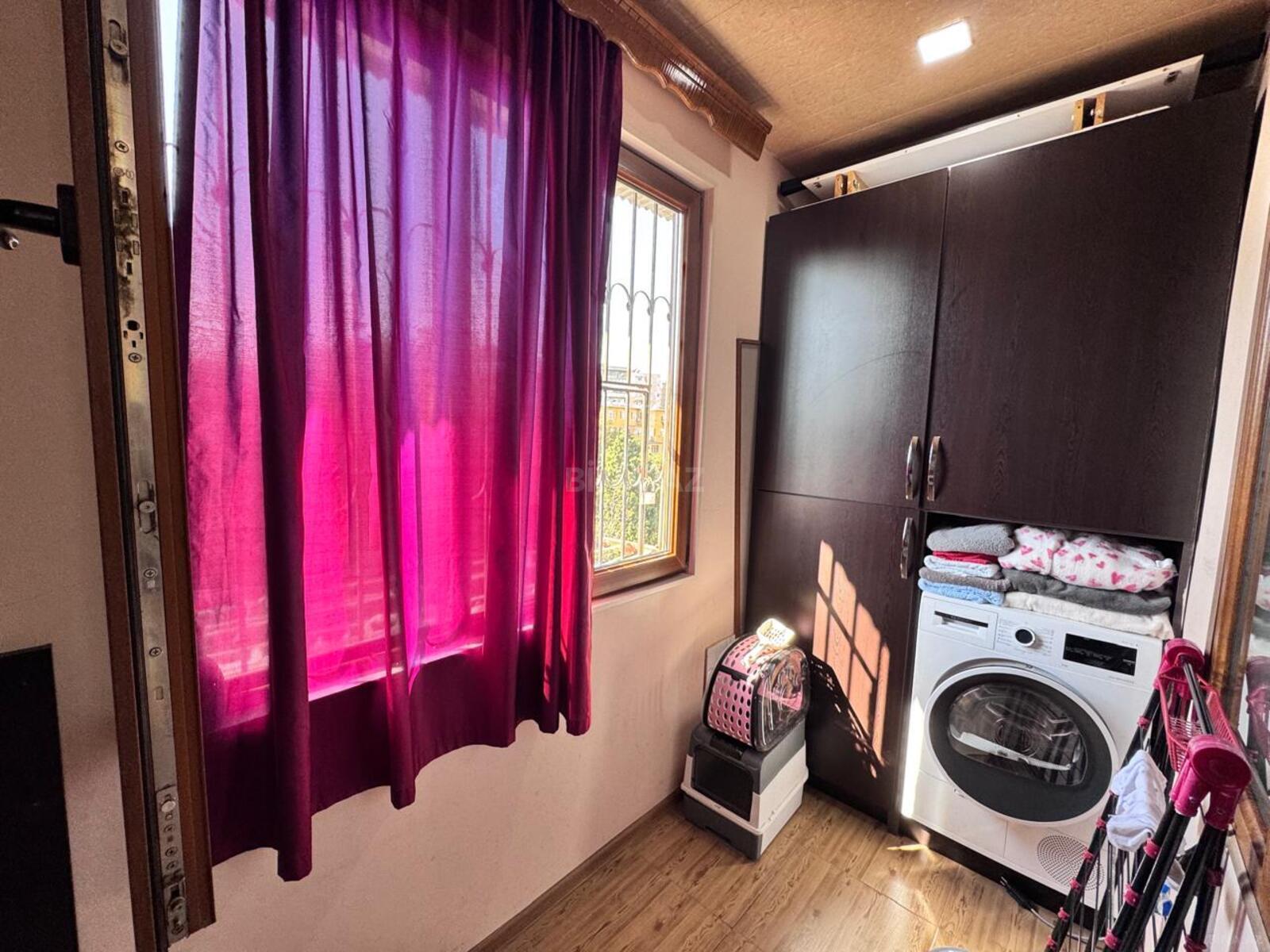 2 otaqlı Köhnə tikili, Azadlıq Prospekti m., Bakı