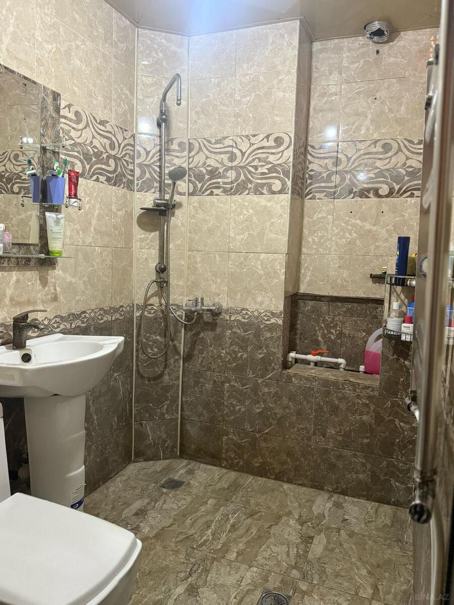 2 otaqlı Köhnə tikili, Xalqlar Dostluğu m., Bakı
