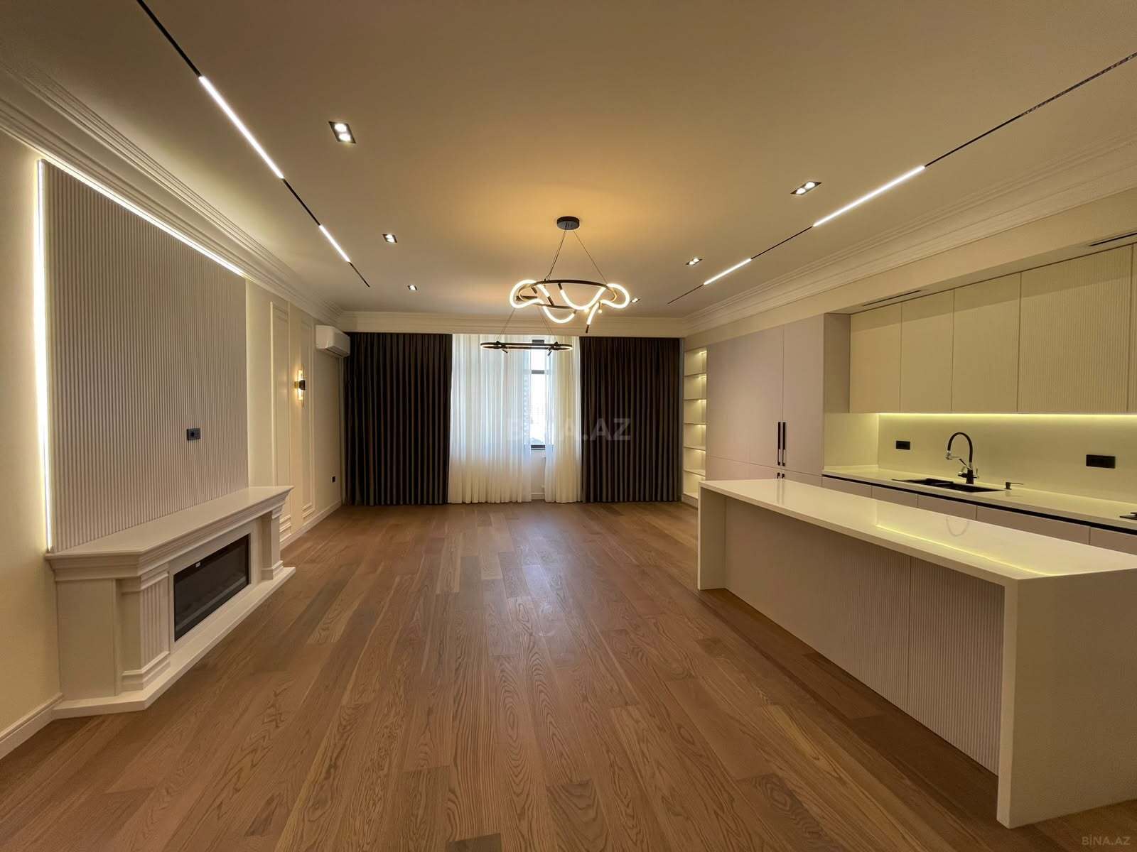 4 otaqlı, 190.0 m², 28 May