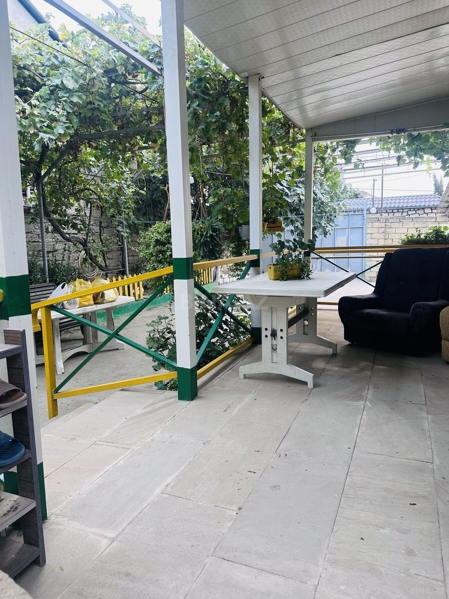 4 otaqlı Həyət evi/Bağ evi, Şüvəlan q., Bakı