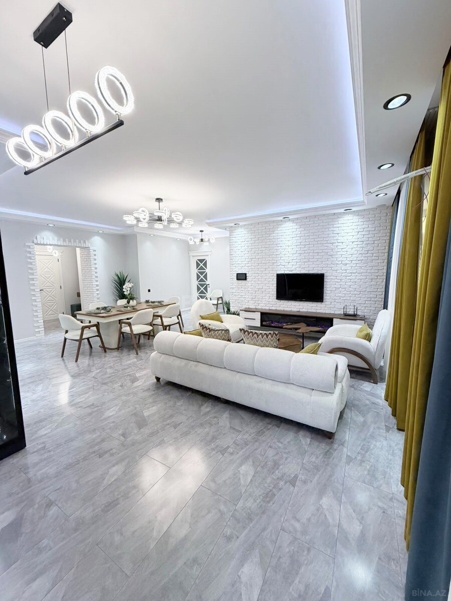 3 otaqlı Yeni tikili, 8 Noyabr m., Bakı