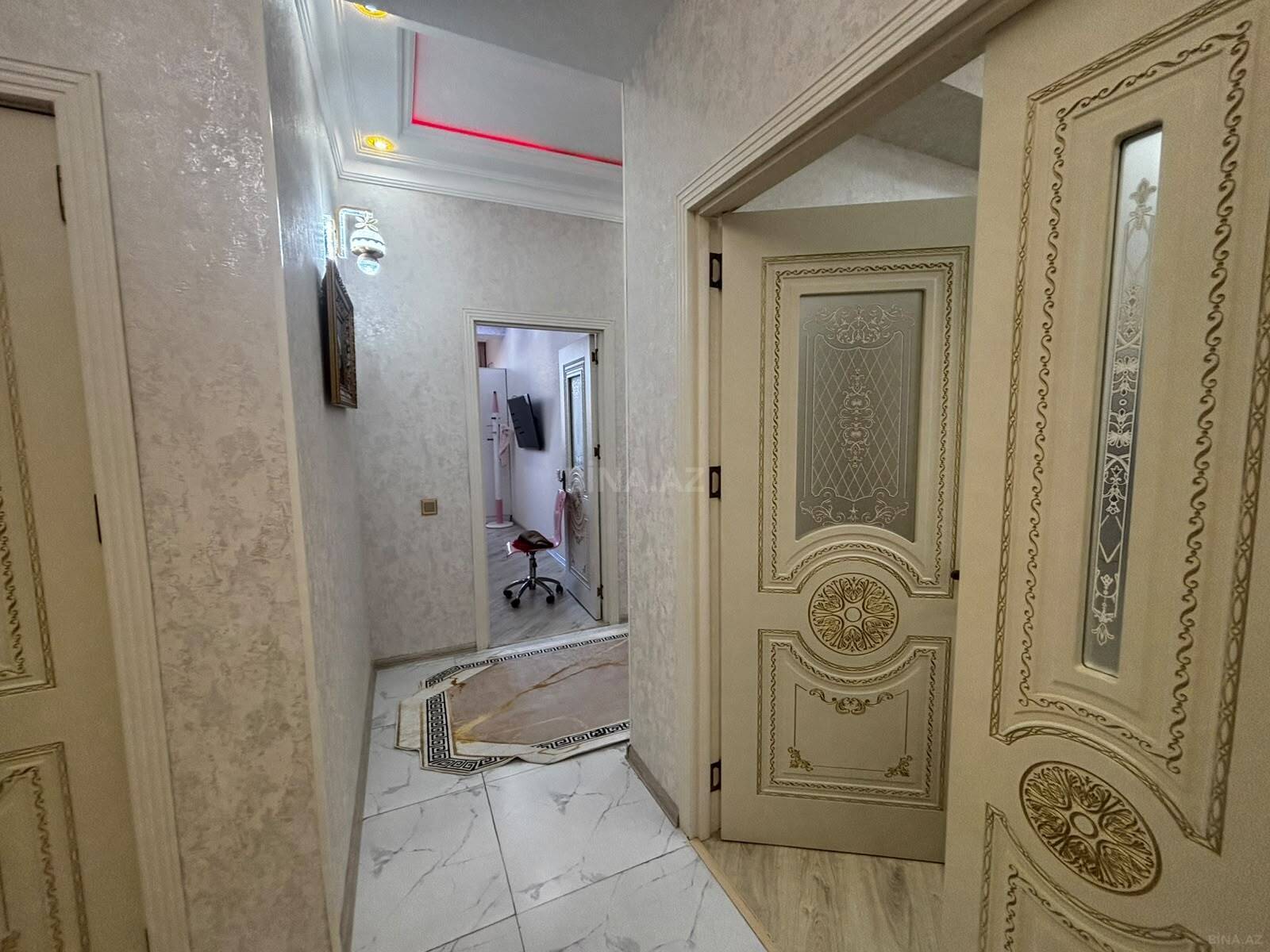3 otaqlı Yeni tikili, Qara Qarayev m., Bakı