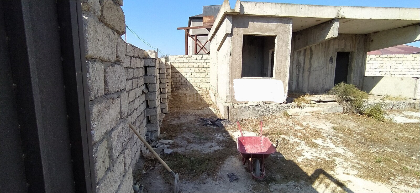 Torpaq Hövsan q., Bakı