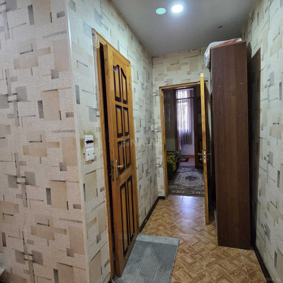2 otaqlı Köhnə tikili, Xalqlar Dostluğu m., Bakı
